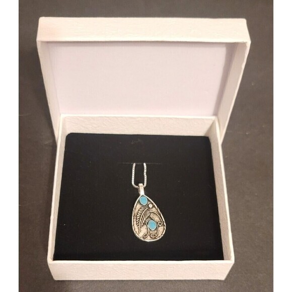 Turquoise Pendant Necklace - Picture 1 of 6